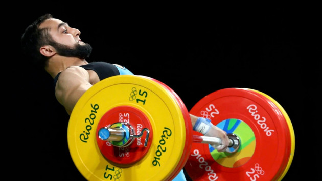 У Казахстана остался только один олимпийский чемпион по тяжелой атлетике