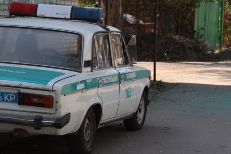 Полиция задержала всех сбежавших из алматинского изолятора