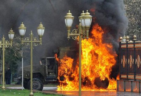 Революцию в Кыргызстане финансировали наркобароны