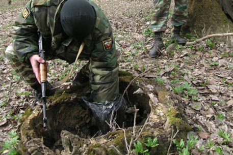 В Дагестане обнаружили тайник с боеприпасами