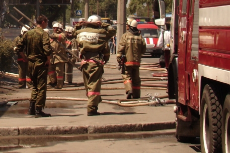 В жилой многоэтажке в Москве произошел пожар