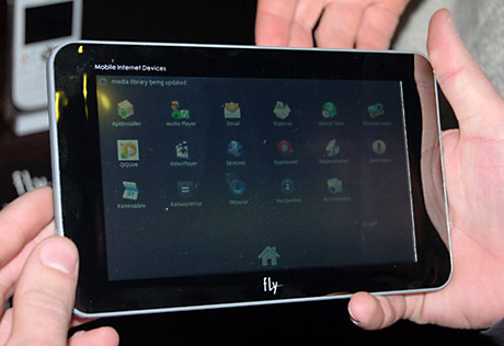 Семейство телефонов Fly пополнится планшетным компьютером