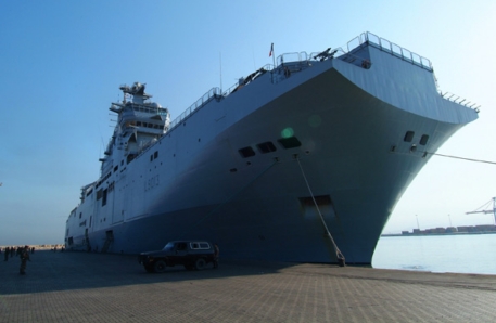 Россия закупит технологии строительства вертолетоносцев Mistral