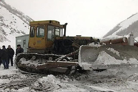 Транскам закрыли из-за угроз схода лавин