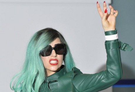 YouTube забанил Lady Gaga