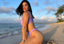 Фото: instagram.com/rachaelostovich