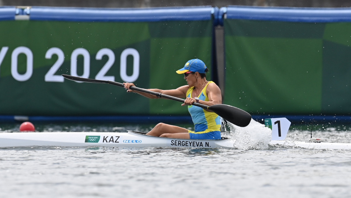 Казахстанская байдарочница вышла в 1/4 финала Олимпиады в Токио