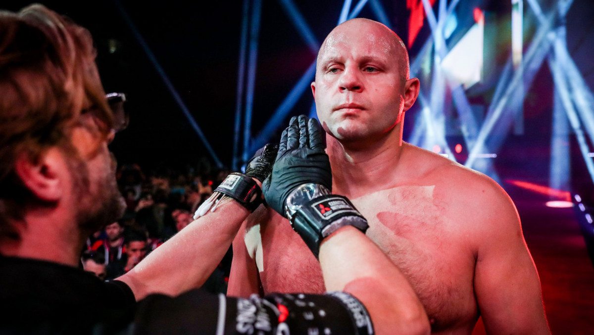 Первый турнир Bellator в России: возвращение Федора Емельяненко и выступление брата Хабиба в главном карде