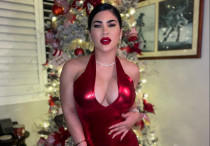 ©instagram.com/rachaelostovich/