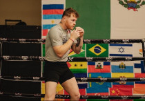 ©instagram.com/canelo/