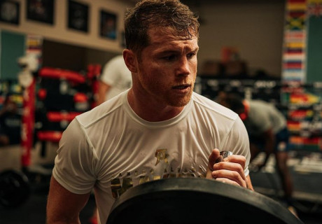 ©instagram.com/canelo/