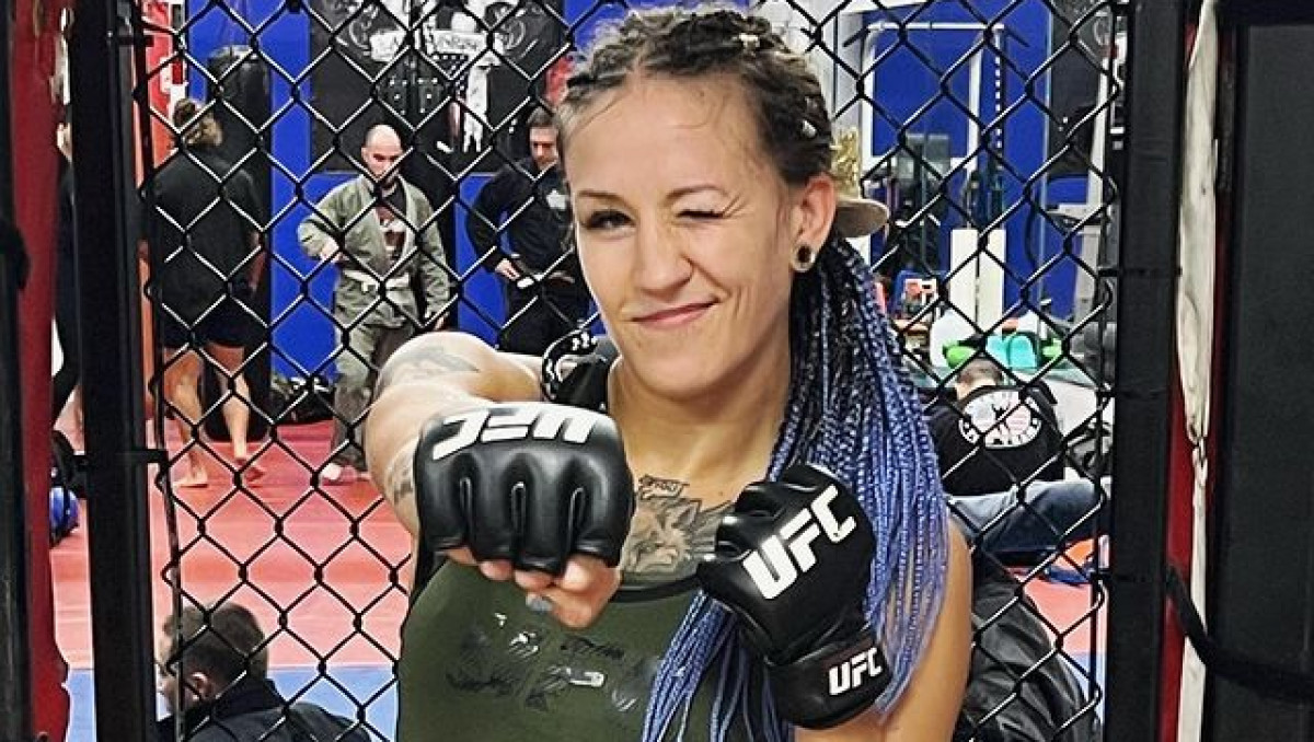 Первая казахстанка в UFC рассказала о новом контракте