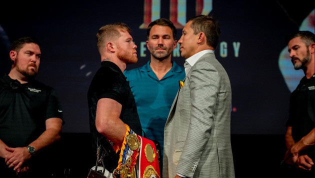 ©twitter.com/Canelo