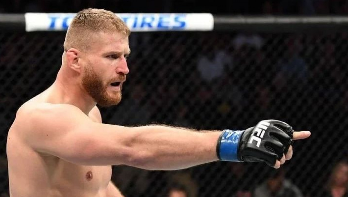 Бывшего чемпиона UFC удивило решение судей в титульном бою