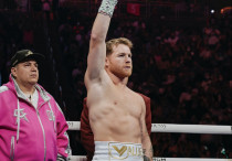 ©twitter.com/Canelo