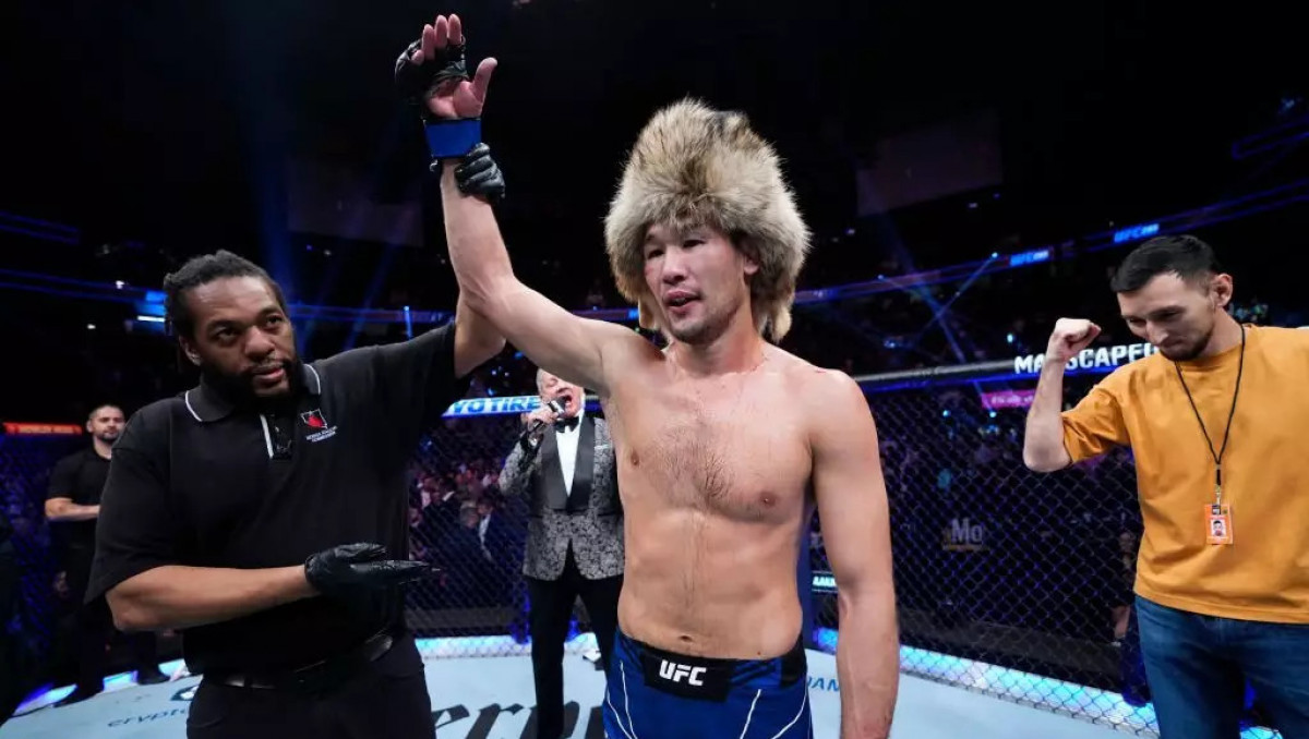 Бывший чемпион UFC без слов отреагировал на победу Рахмонова. Видео