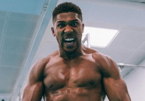 ©instagram.com/anthonyjoshua