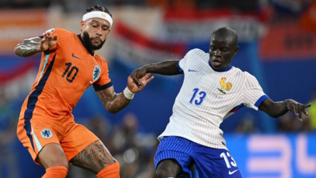 Нидерланды и Франция не смогли определить досрочного участника плей-офф на Евро