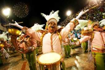 В Рио начался знаменитый Карнавал