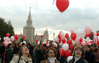 Госдума не продлила майские праздники за счет новогодних